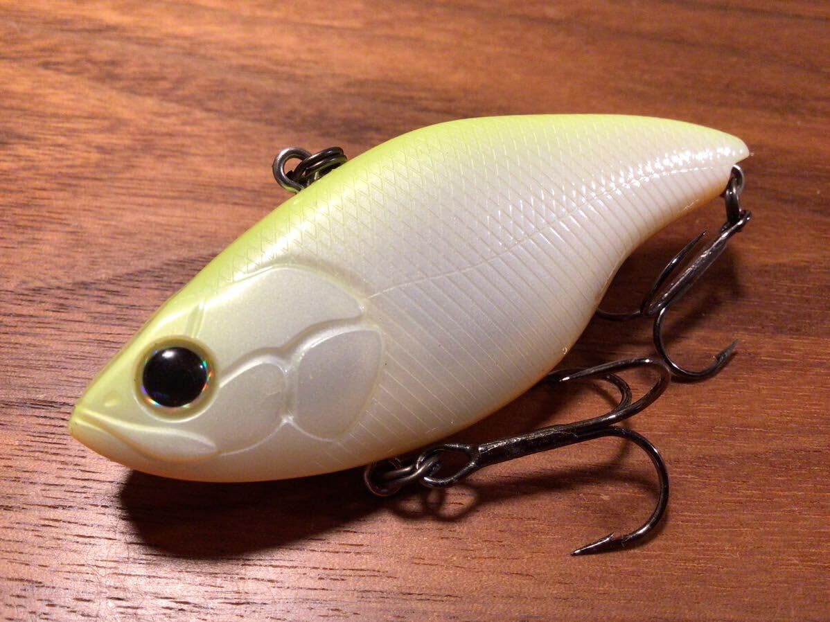 エバーグリーン インスパイア カスタムルアーズ ブザービーター10個